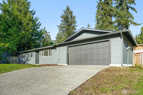 $599,950 | 32424 10th Place South, Federal Way, WA 98003