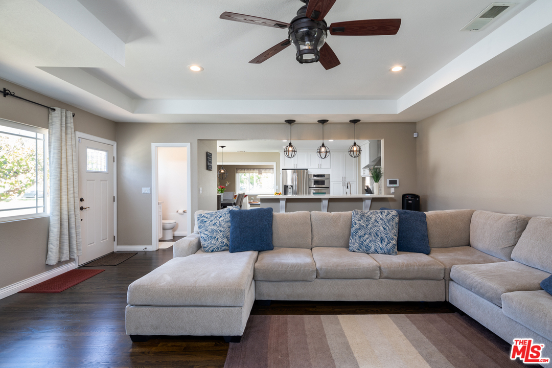 7102 East Wardlow Road Long Beach, CA 90808 - Photo 5 of 15 Gallery Image 5