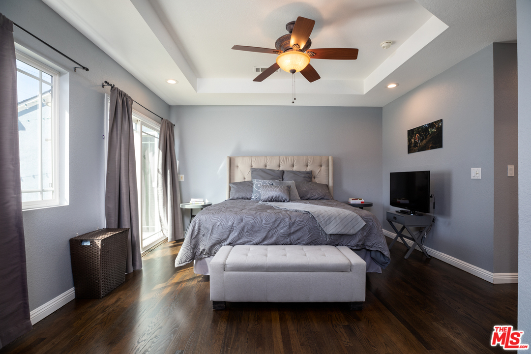 7102 East Wardlow Road Long Beach, CA 90808 - Photo 8 of 15 Gallery Image 8