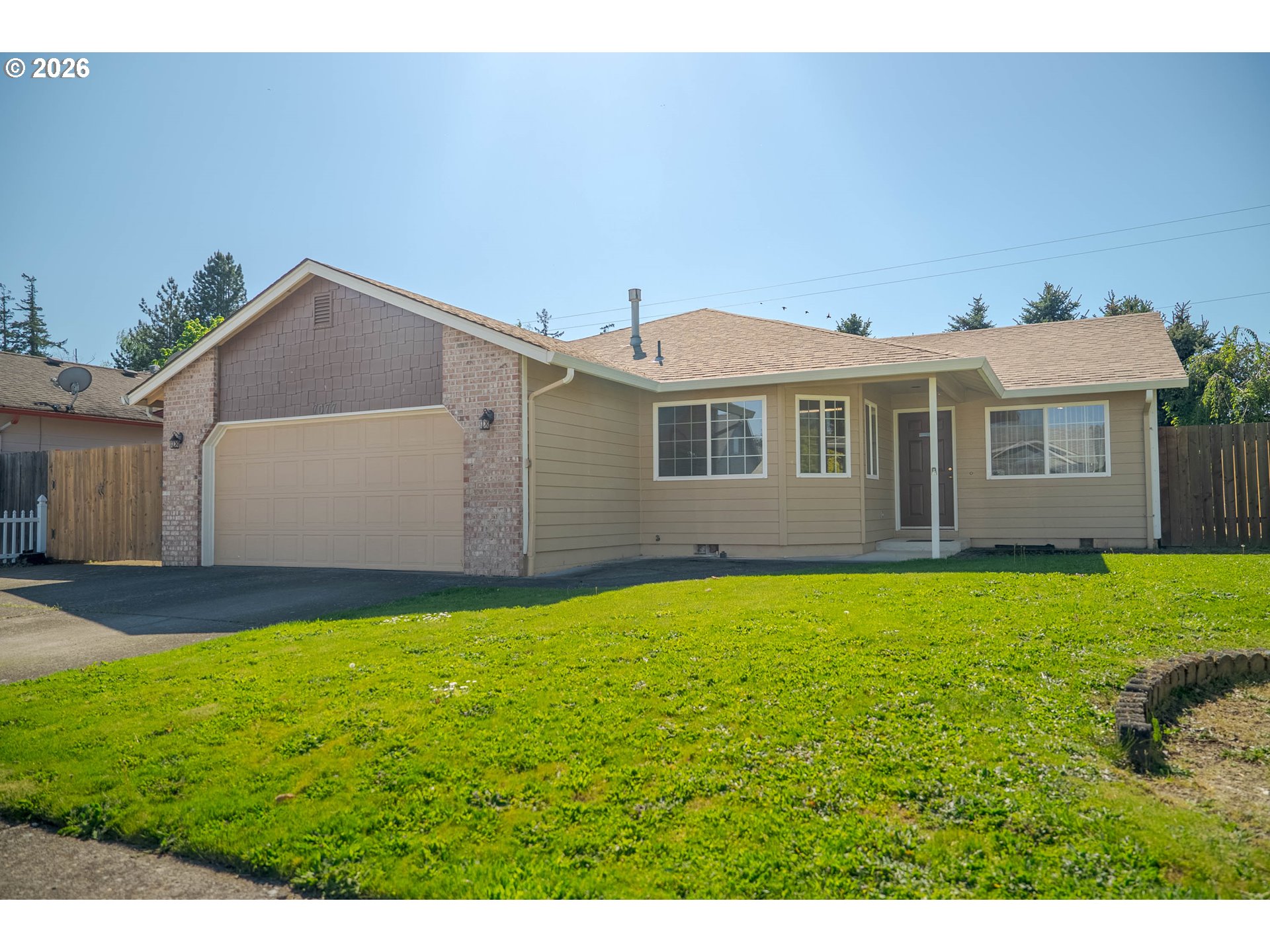 7077 Ridgemont Drive North Keizer, OR 97303 - Photo 2 of 32