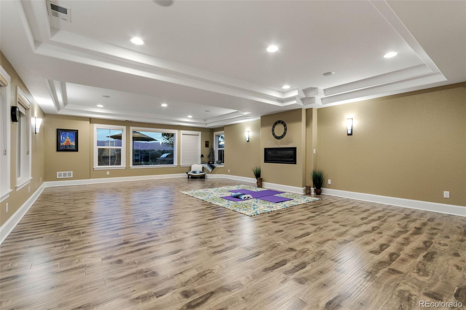 8981 Stonecrest Way Highlands Ranch, CO 80129 - Photo 38 of 50