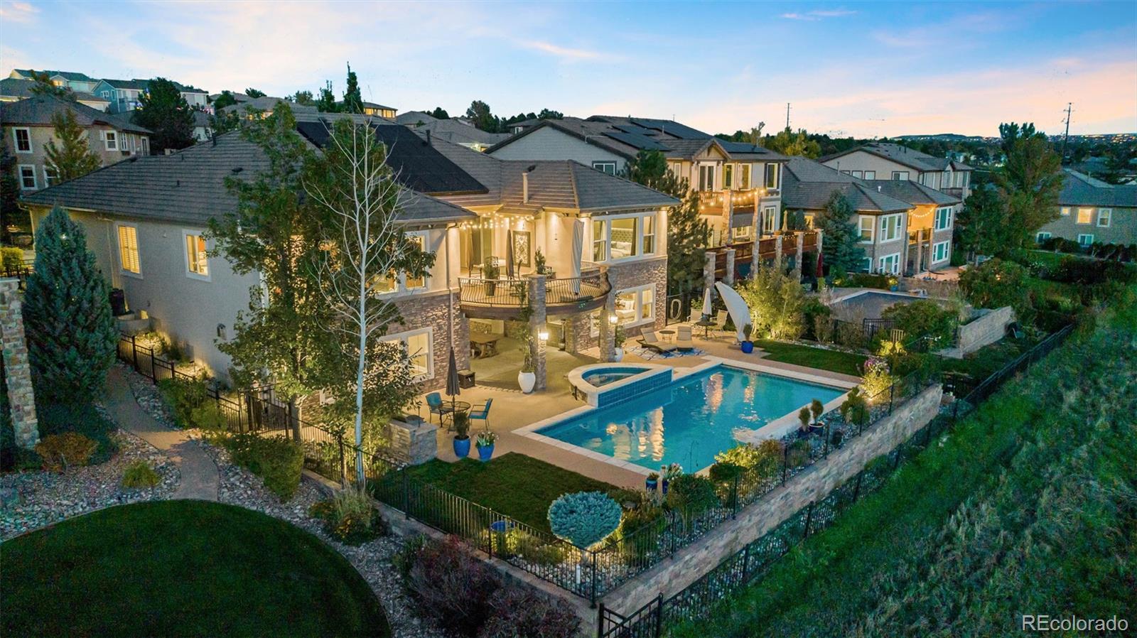 8981 Stonecrest Way Highlands Ranch, CO 80129 - Photo 4 of 50