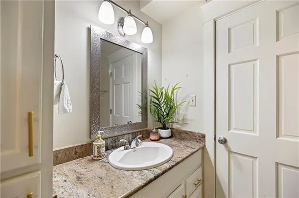 $480,000 | 921 Carriage Way, Baton Rouge, LA 70808