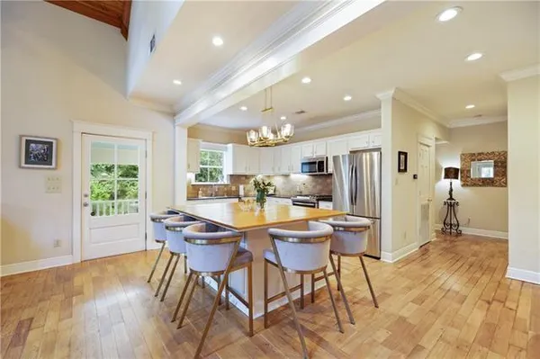 $480,000 | 921 Carriage Way, Baton Rouge, LA 70808