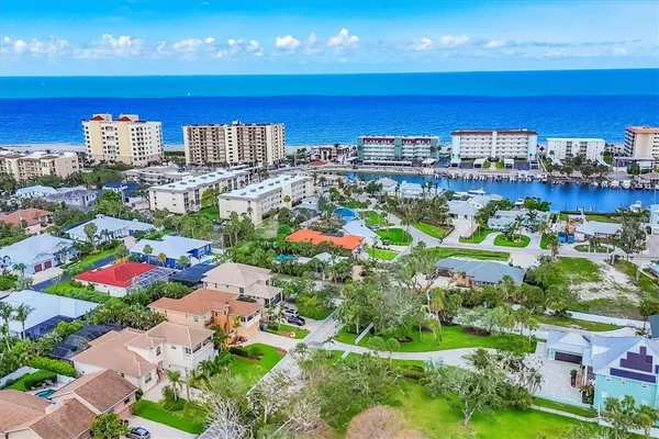 $2,499,999 | 811 La Guna Drive, Venice, FL 34285