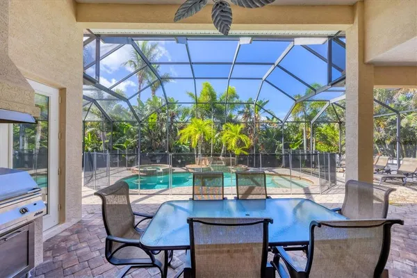 $2,499,999 | 811 La Guna Drive, Venice, FL 34285