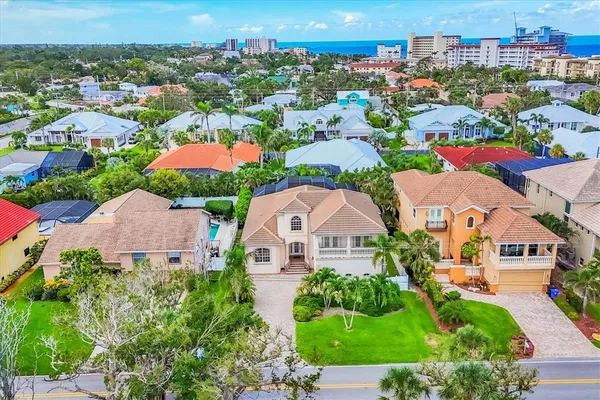 $2,499,999 | 811 La Guna Drive, Venice, FL 34285