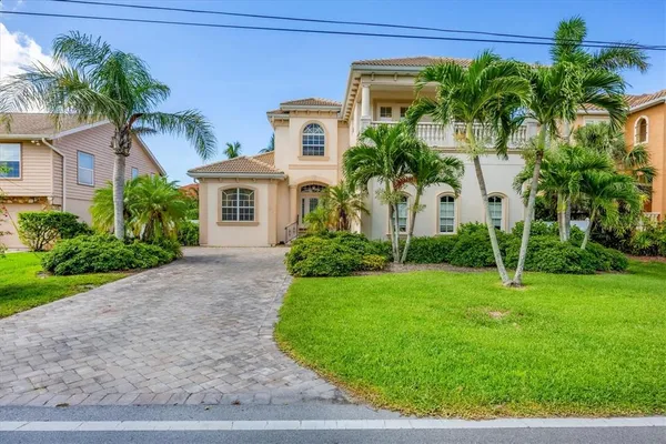 $2,499,999 | 811 La Guna Drive, Venice, FL 34285