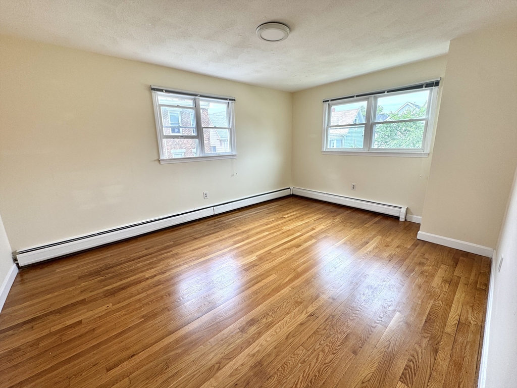 397 Somerville Avenue, Unit 3 Somerville, MA 02143 - Photo 4 of 7