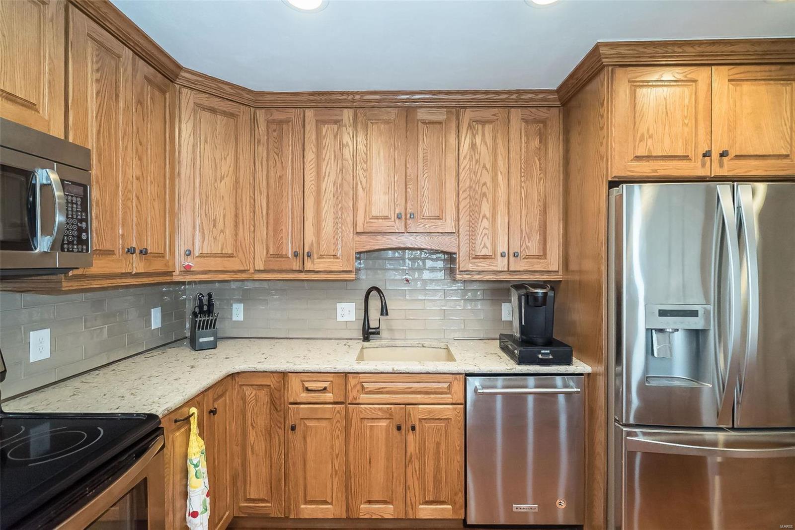 1009 Cla Ter Ri Drive Ballwin, MO 63011 - Photo 12 of 53