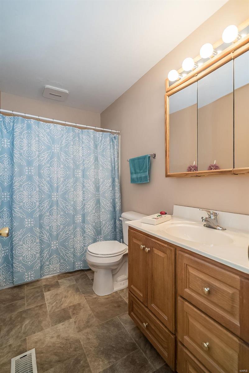 1009 Cla Ter Ri Drive Ballwin, MO 63011 - Photo 35 of 53