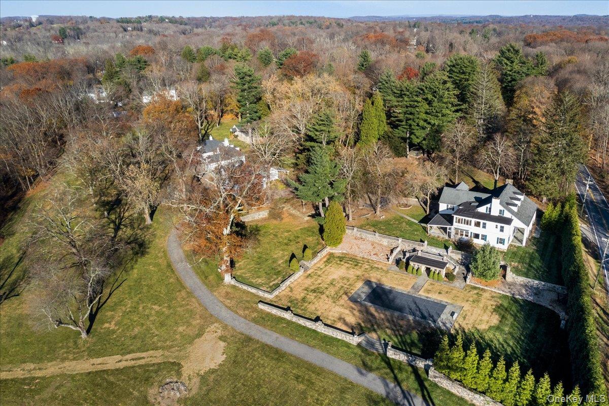a view of outdoor space
