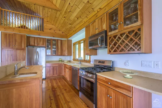 $940,000 | 236 Dugway Road, Austerlitz, NY 12017