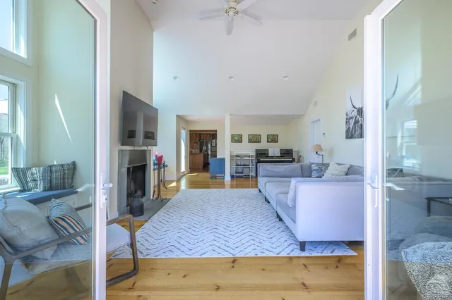 $940,000 | 236 Dugway Road, Austerlitz, NY 12017