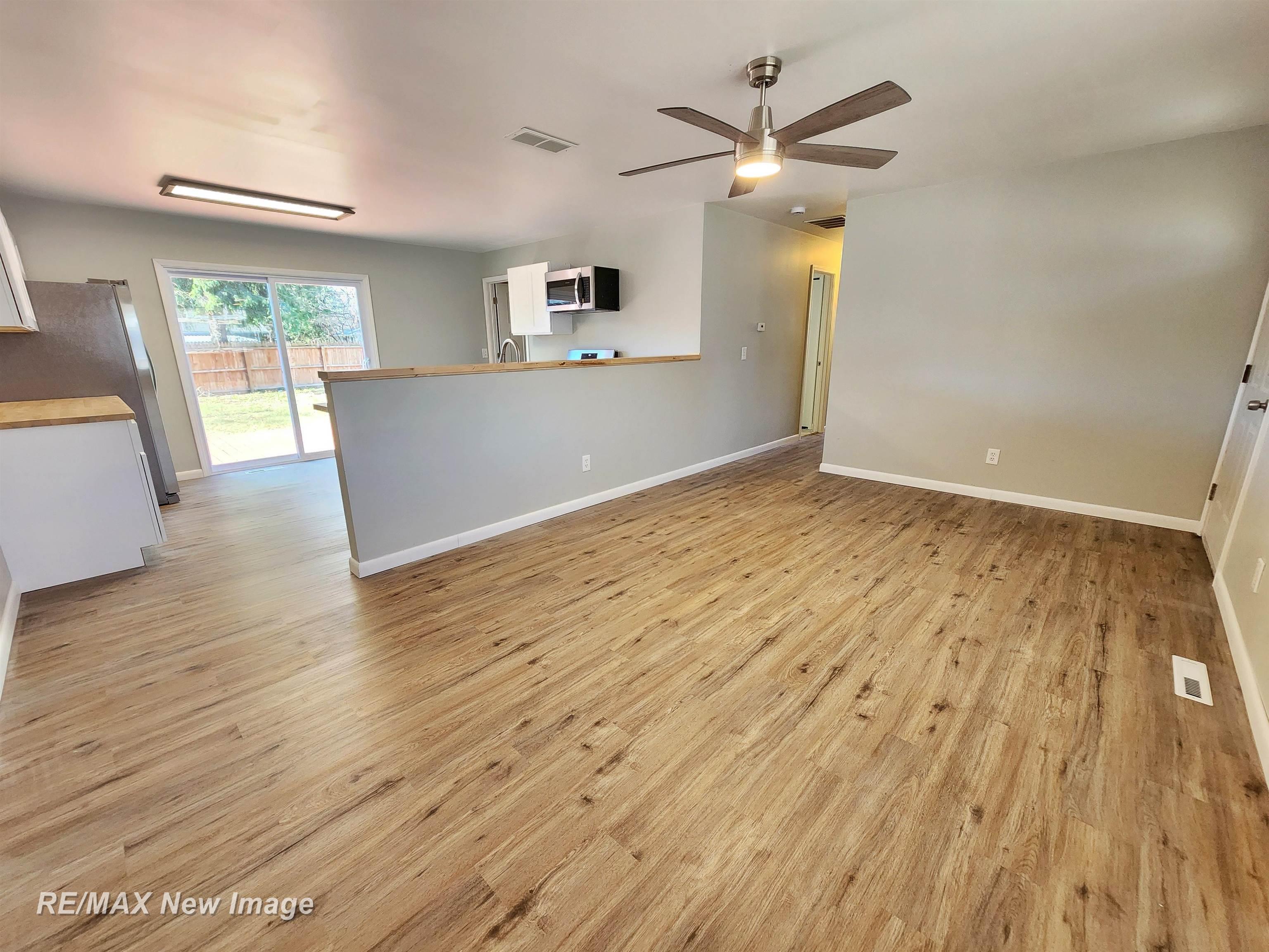 355 North Water Street Pinconning, MI 48650 - Photo 8 of 30