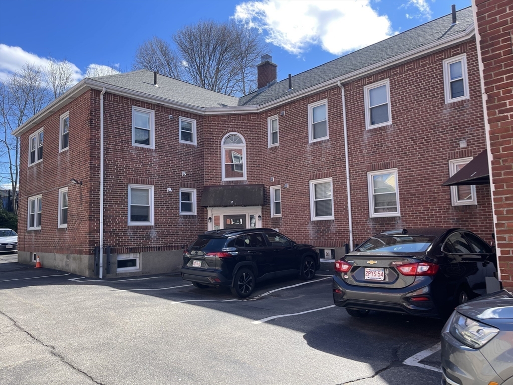 29 Church Street Waltham, MA 02452 - Photo 6 of 38