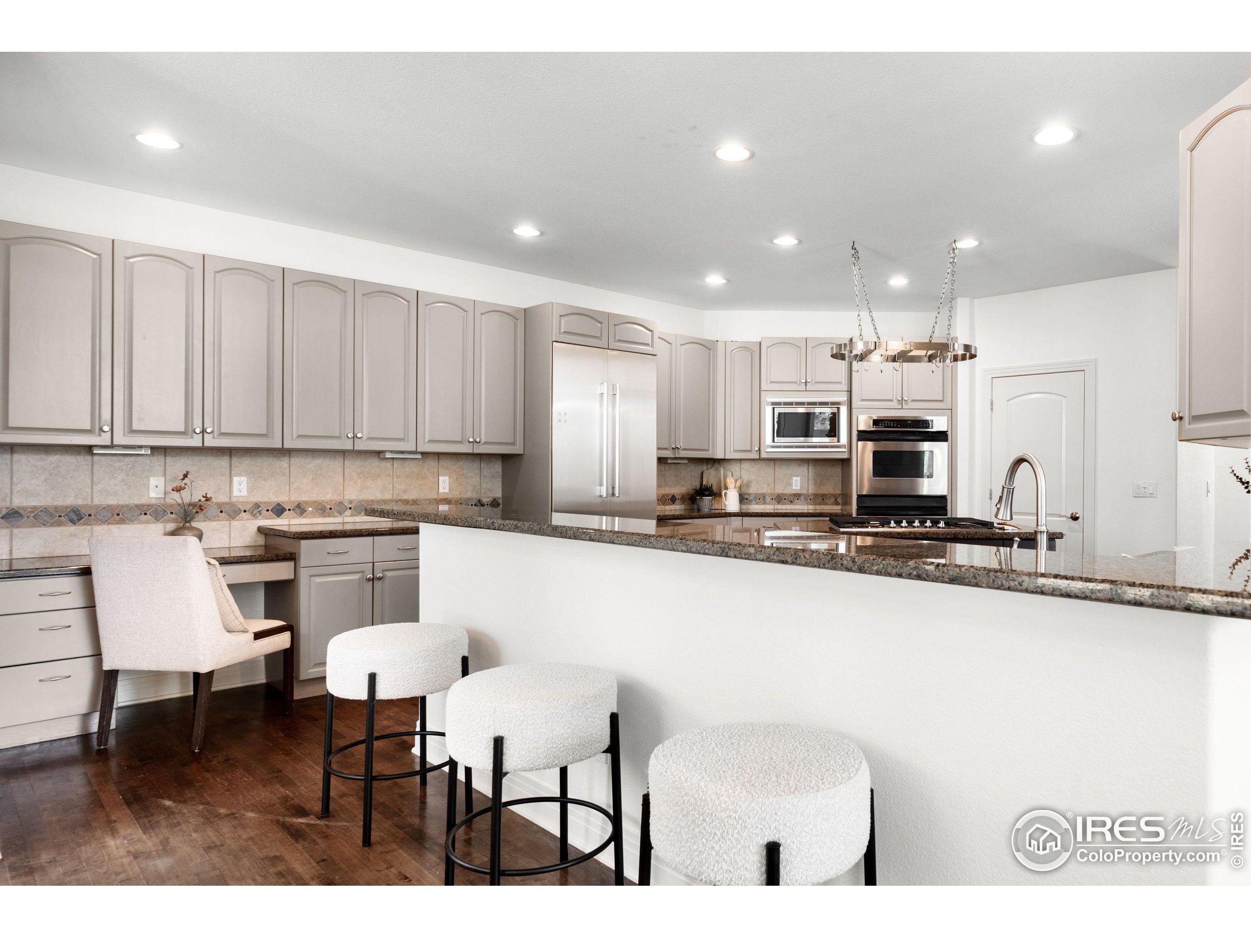 5086 Fox Sparrow Road Parker, CO 80134 - Photo 7 of 50