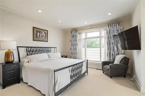 $695,000 | 400 West 49th Terrace, Unit 2032, Kansas City, MO 64112