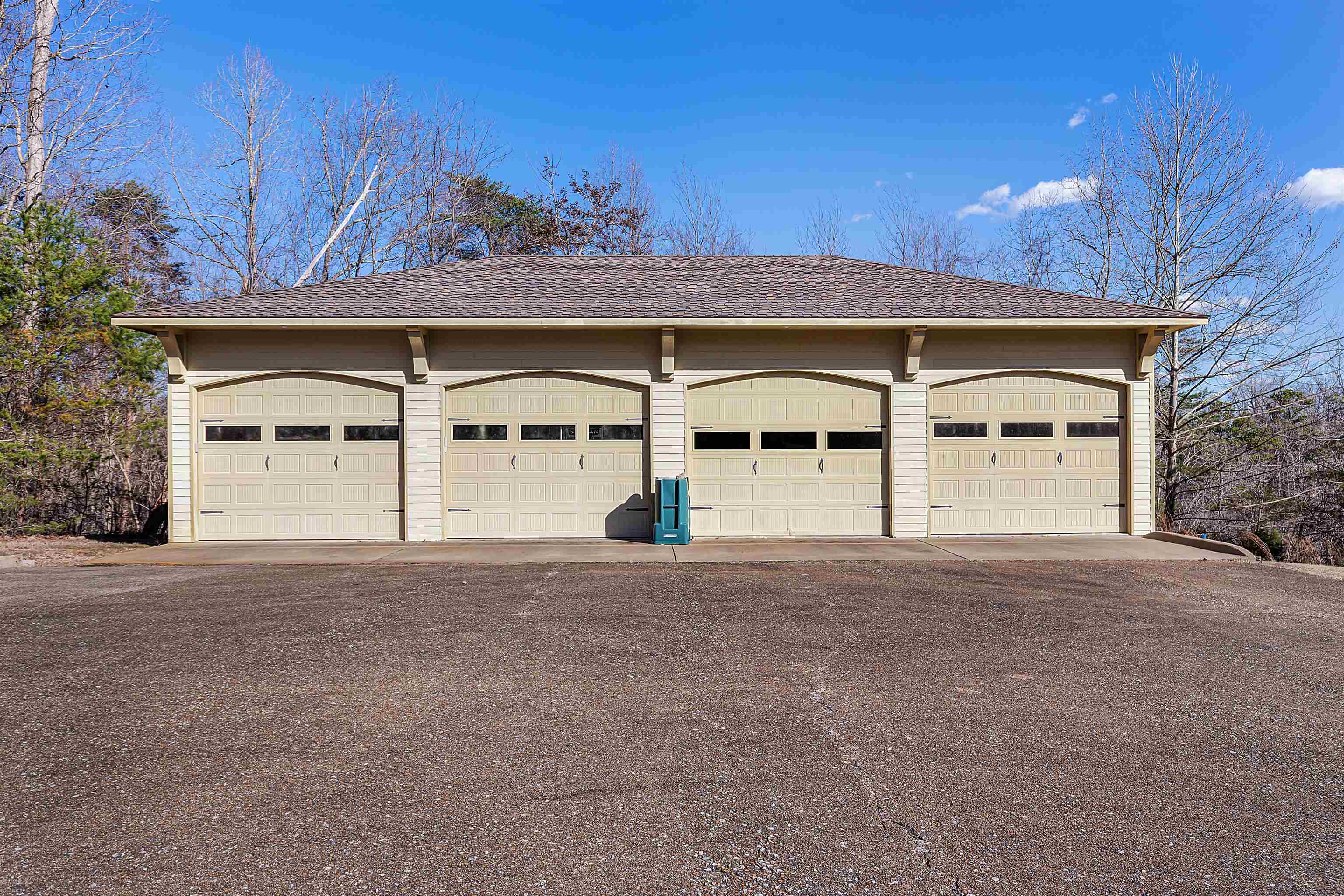 70 Light Pointe Savannah, TN 38372 - Photo 19 of 20 front view of a house with a street