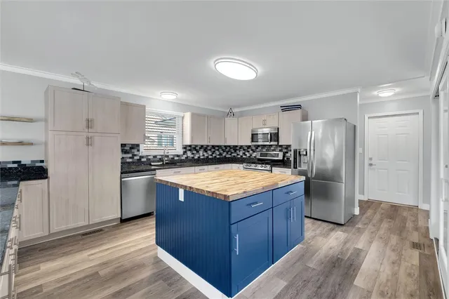 $699,900 | 310 Green Hill Drive, Anderson, SC 29621