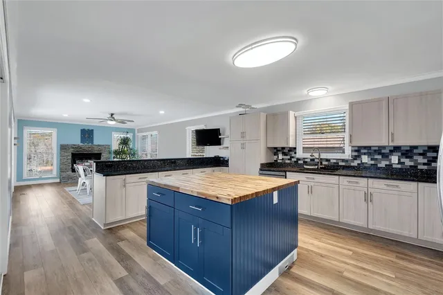 $699,900 | 310 Green Hill Drive, Anderson, SC 29621