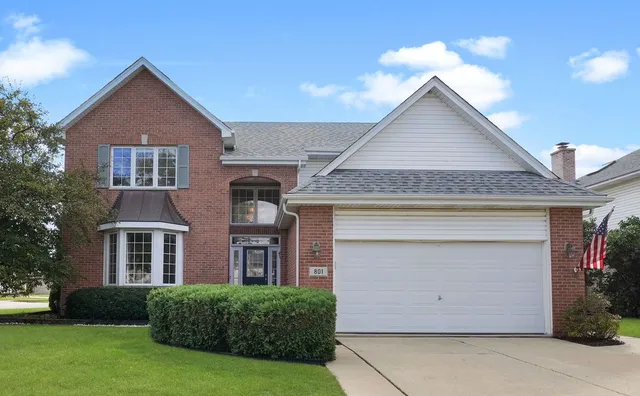 $624,000 | 801 West Veterans Parkway, Addison, IL 60101