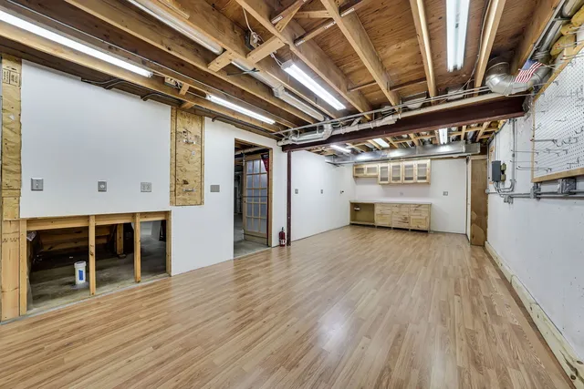 $624,000 | 801 West Veterans Parkway, Addison, IL 60101