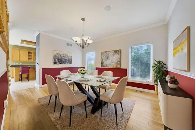 $624,000 | 801 West Veterans Parkway, Addison, IL 60101