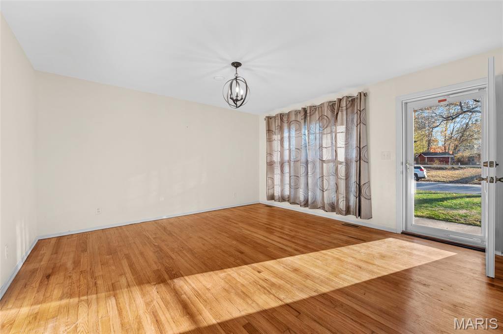 104 West Jackson Street O'Fallon, IL 62269 - Photo 3 of 22