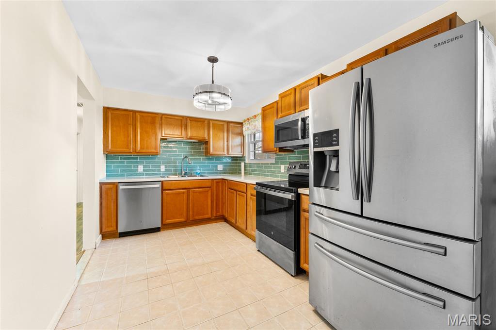 104 West Jackson Street O'Fallon, IL 62269 - Photo 8 of 22