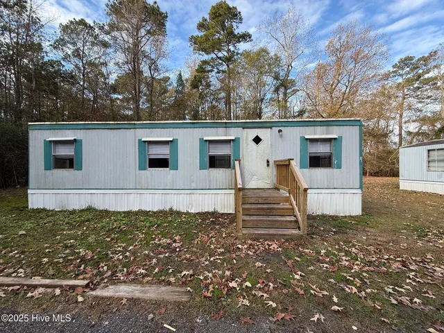 $700 | 631 Holly Shelter Road, Unit 16, Jacksonville, NC 28540