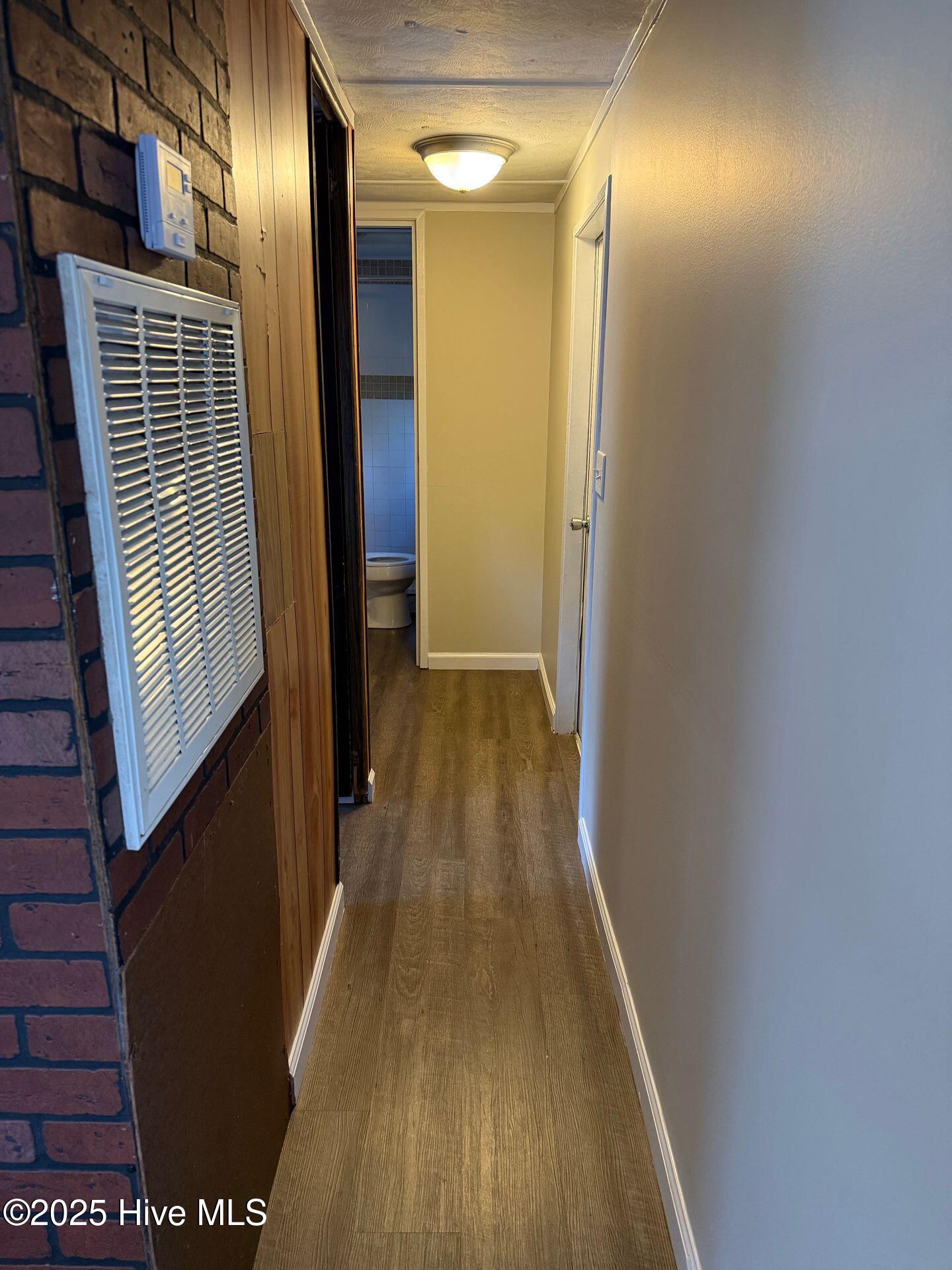 631 Holly Shelter Road, Unit 16 Jacksonville, NC 28540 - Photo 4 of 7 hallway