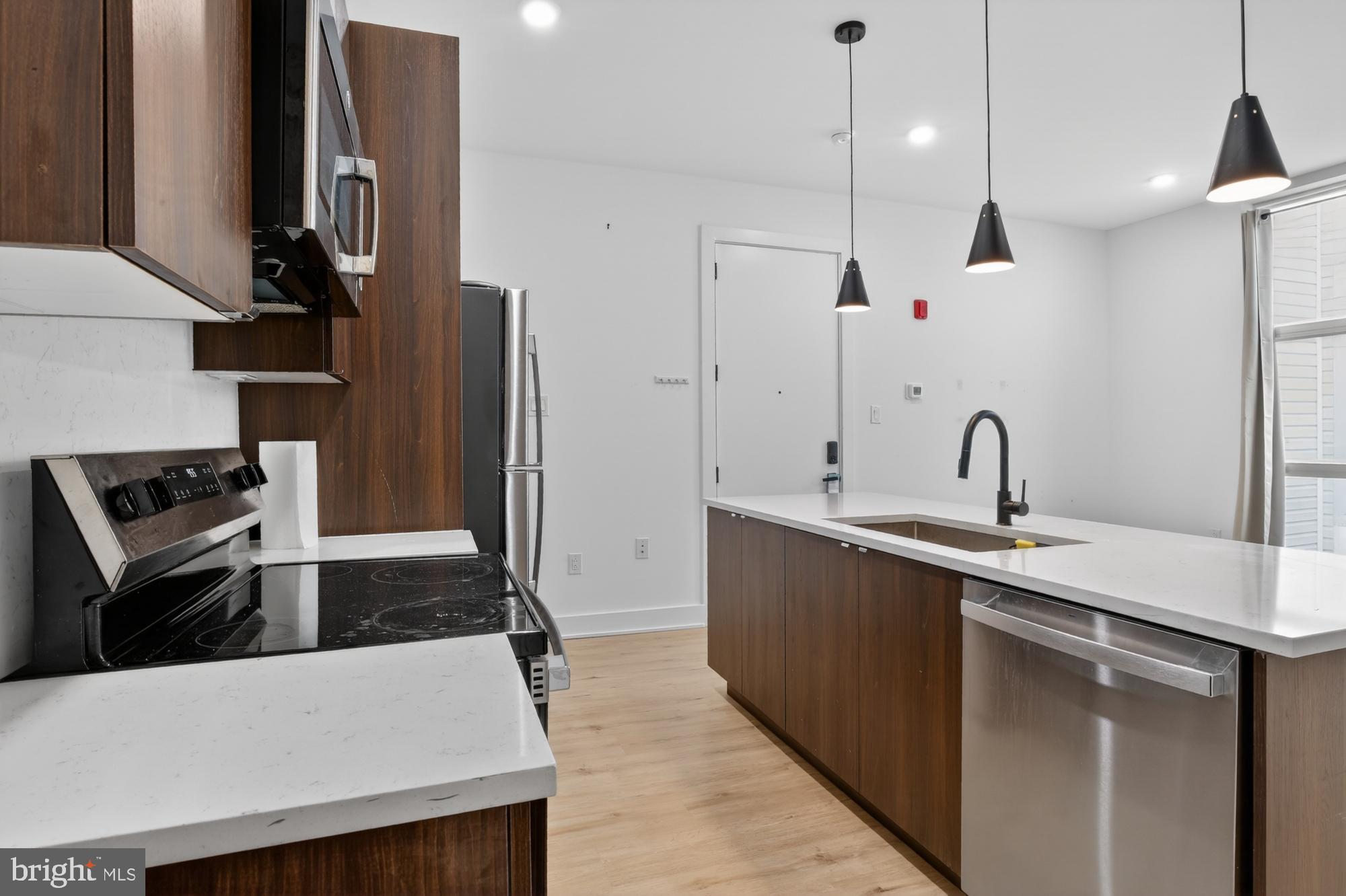 59 North 2nd Street, Unit 13 Philadelphia, PA 19106 - Photo 12 of 35