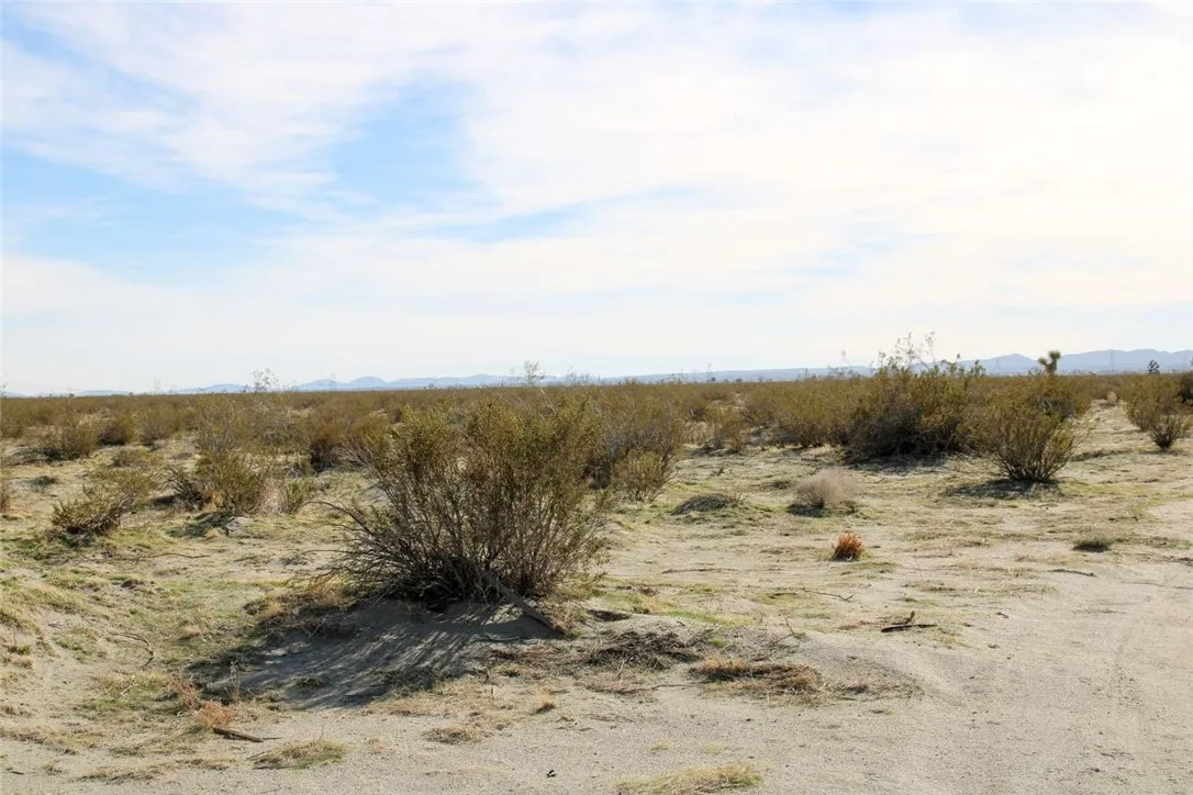 179937 Johnson Road Phelan, CA 92371 - Photo 10 of 16 a view of beach and ocean