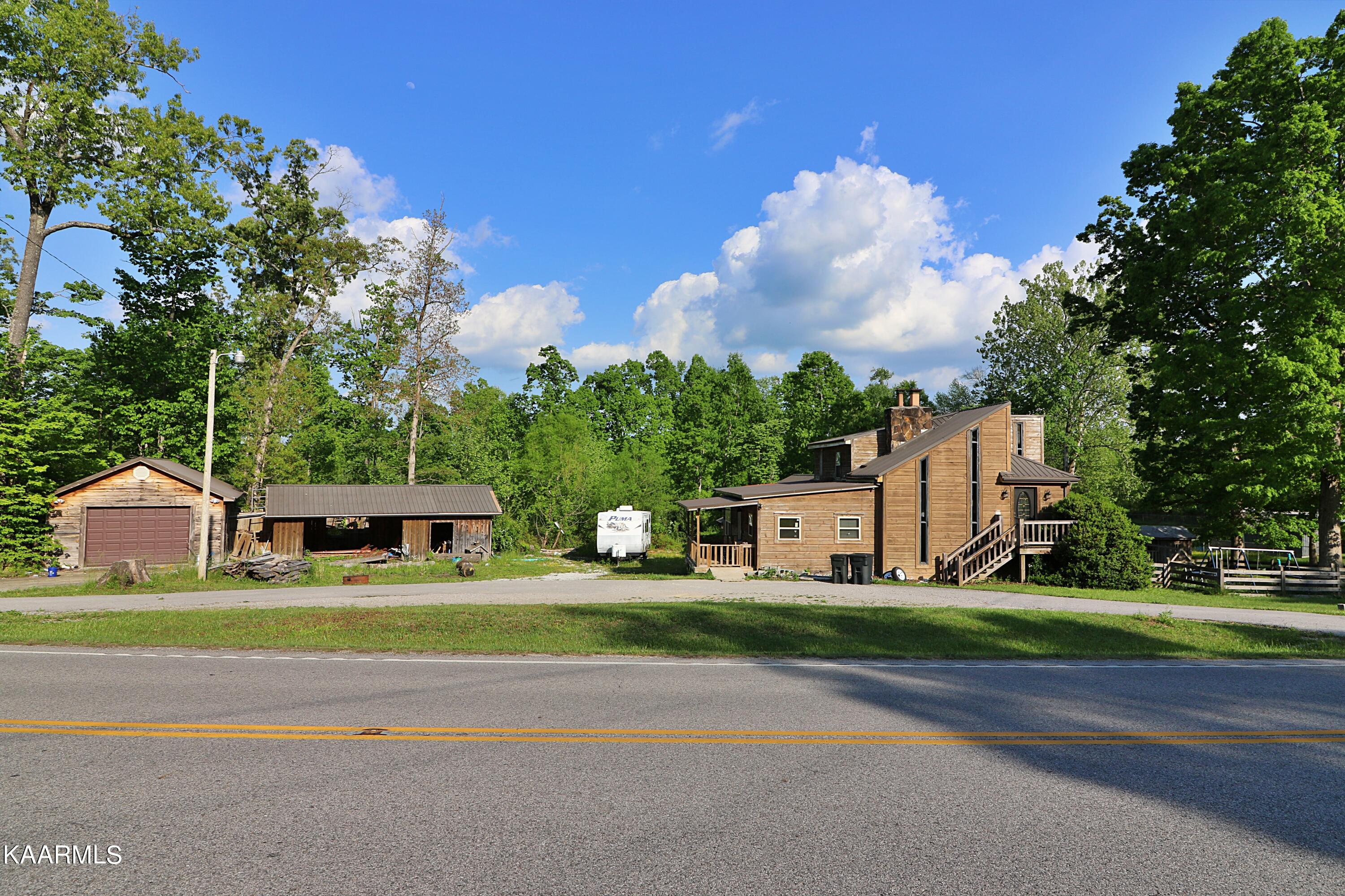 801 Leatherwood Road Oneida, TN 37841 - Photo 1 of 16 094A9774