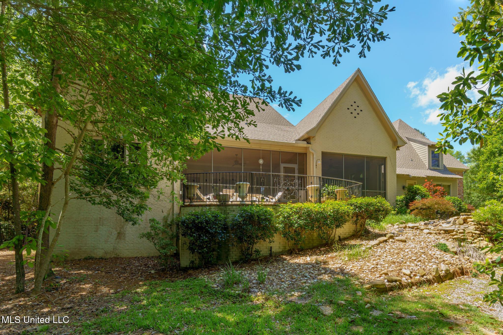 28 Millikens Bend Road Hattiesburg, MS 39402 - Photo 11 of 66 28 Millikens Bend Update May 2025-9