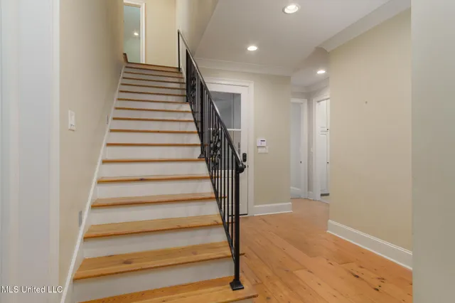 $1,074,900 | 28 Millikens Bend Road, Hattiesburg, MS 39402