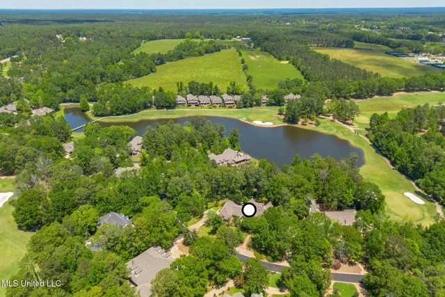 $1,074,900 | 28 Millikens Bend Road, Hattiesburg, MS 39402