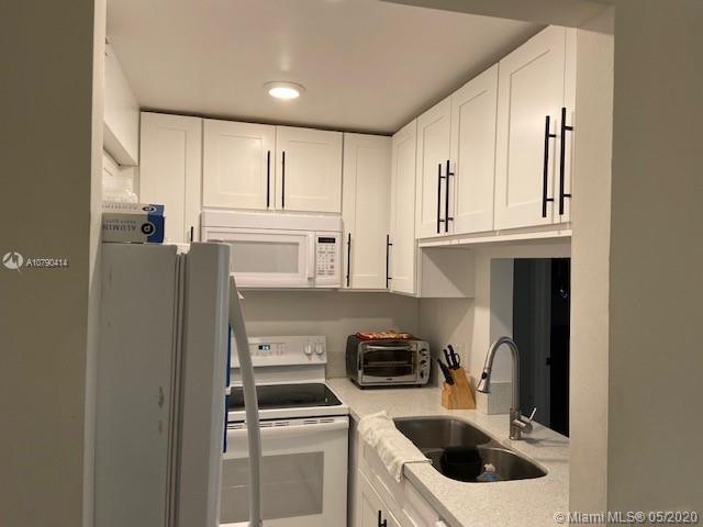 10025 Winding Lake Road, Unit 104 Sunrise, FL 33351 - Photo 6 of 15 Gallery Image 6