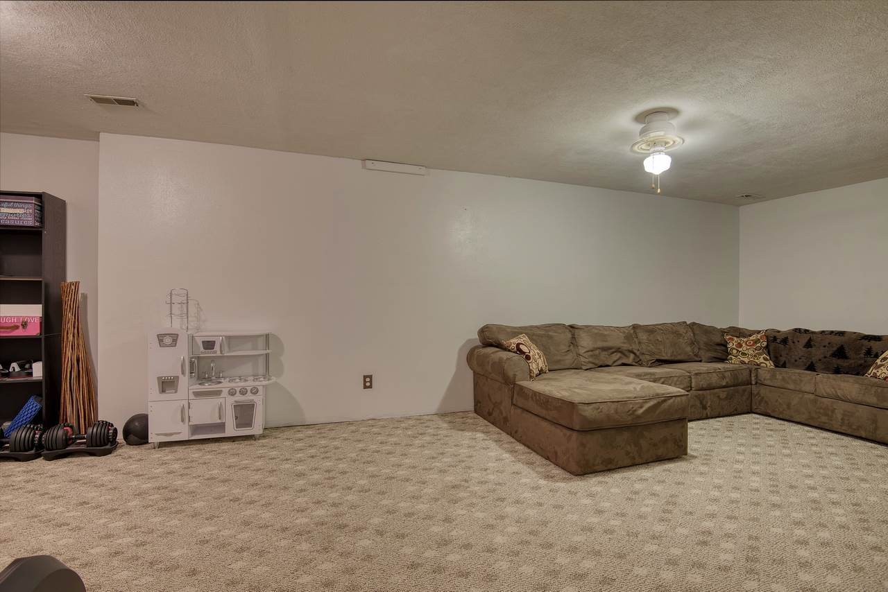 1209 North Rees Road Spokane Valley, WA 99216 - Photo 21 of 50 Gallery Image 21