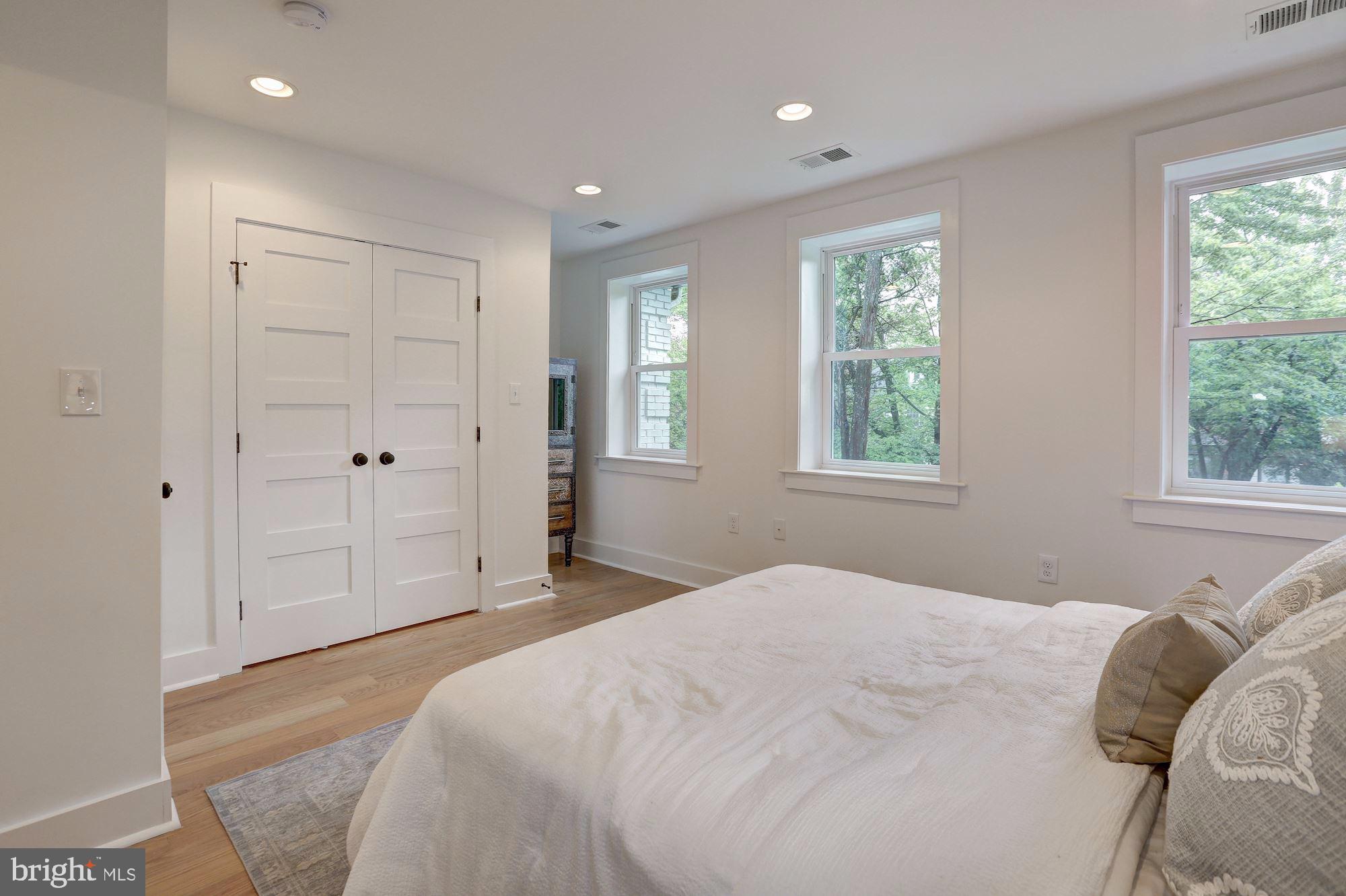 3225 Klingle Road Northwest Washington, DC 20008 - Photo 36 of 61