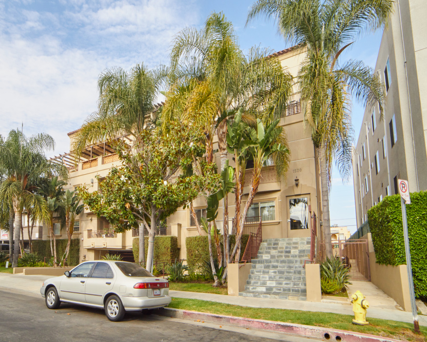 Monarch Crest 1520 S Shenandoah St, Los Angeles, CA 90035 - Photo 2 of 2