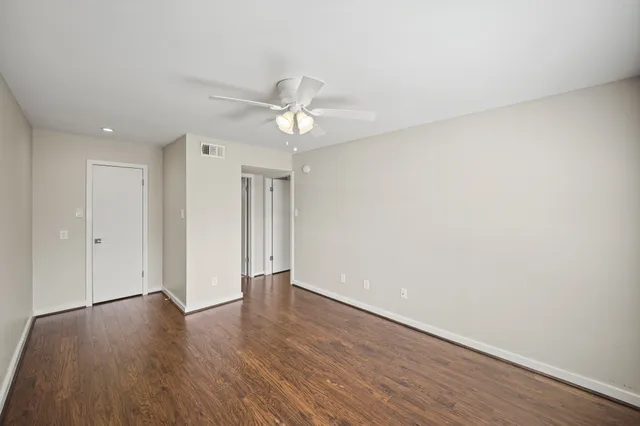 $1,100 | 845 Augusta Drive, Unit 30, Houston, TX 77057