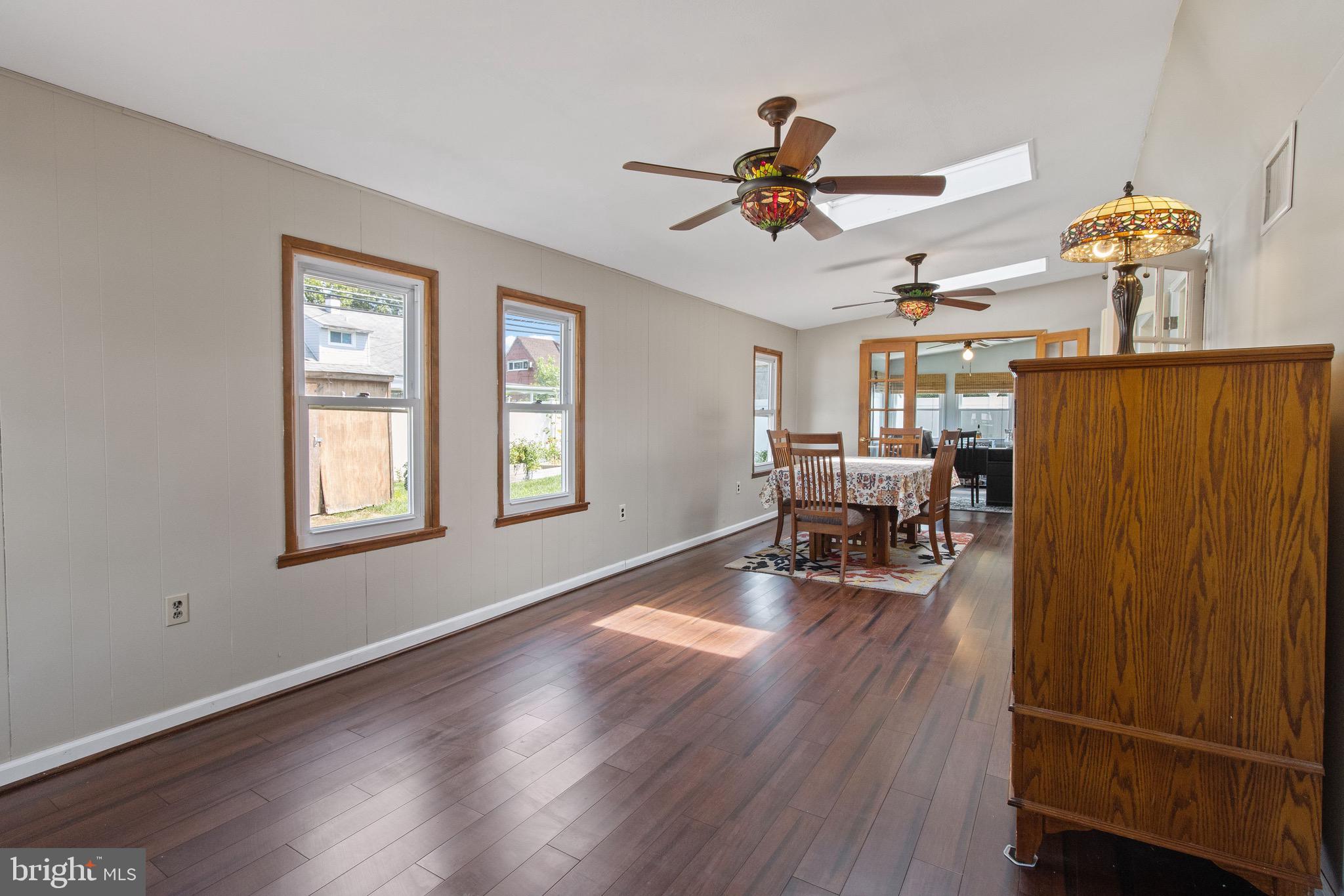 32 Middle Road Levittown, PA 19056 - Photo 11 of 26 Gallery Image 11