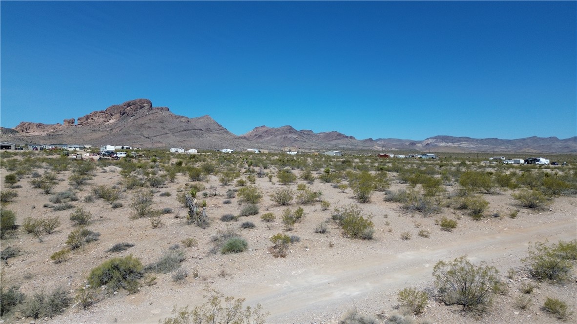 1629 Growler Road Golden Valley, AZ 86413 - Photo 5 of 9 View