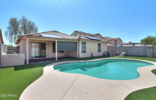 $1,900 | 681 West Racine Loop, Casa Grande, AZ 85122