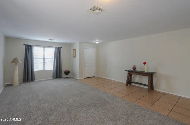 $1,900 | 681 West Racine Loop, Casa Grande, AZ 85122