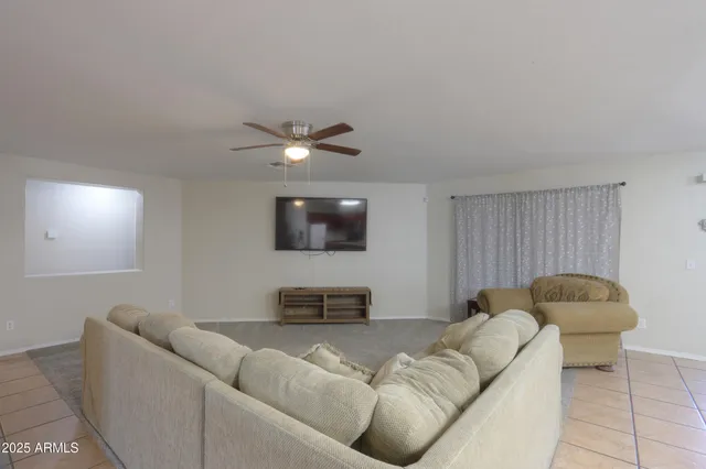 $1,900 | 681 West Racine Loop, Casa Grande, AZ 85122