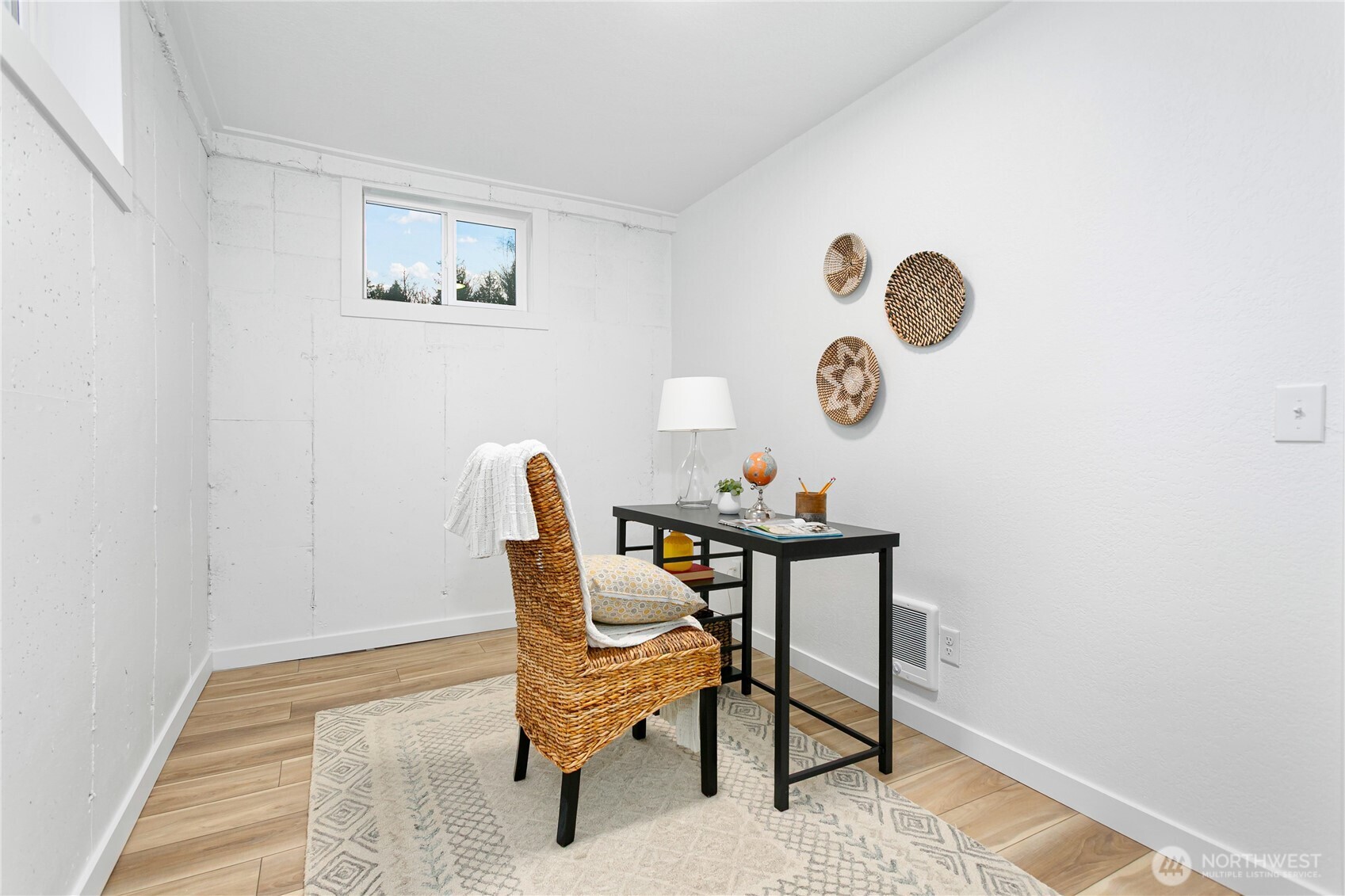8021 Northeast Eglon Road Kingston, WA 98346 - Photo 27 of 35 a view of a room with a table and chairs