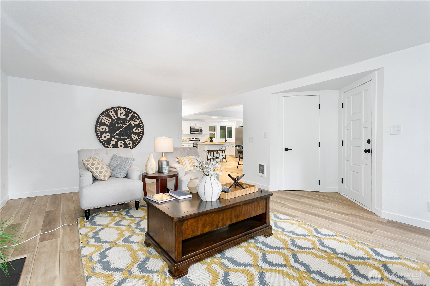 8021 Northeast Eglon Road Kingston, WA 98346 - Photo 5 of 35 a living room with furniture